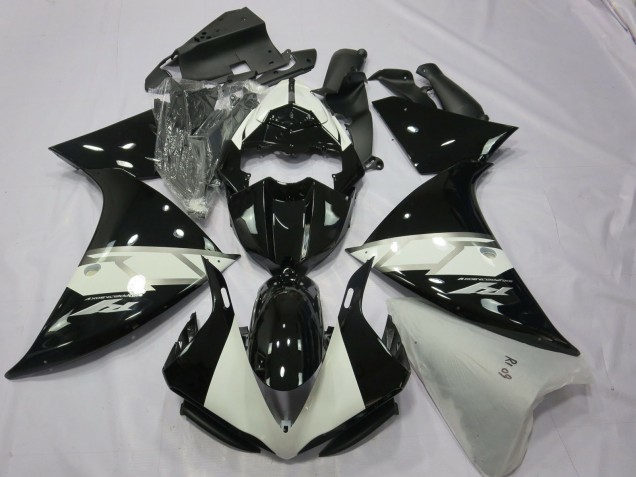 Black Silver White 12-14 Yamaha R1 Fairings